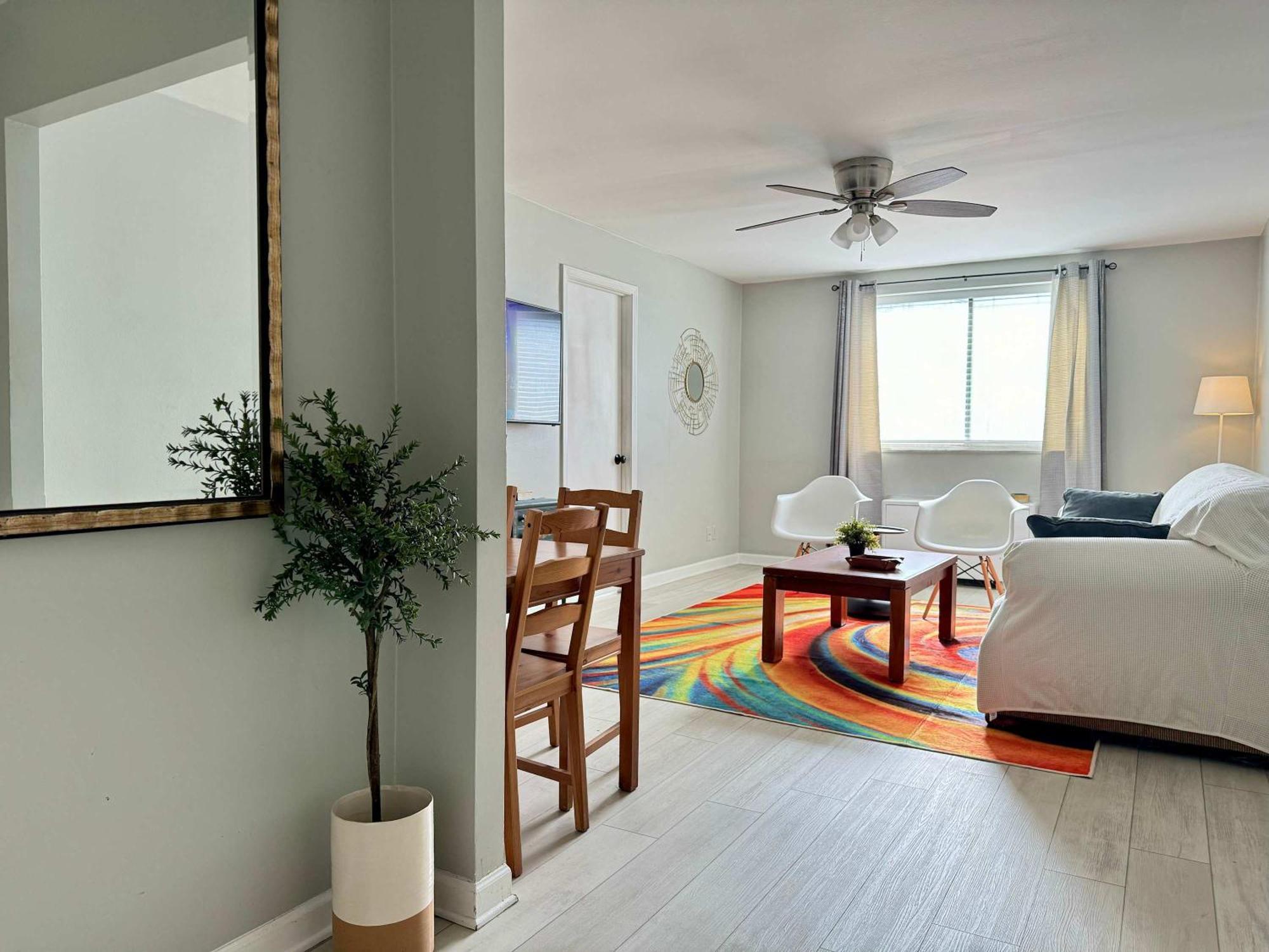 Heart Downtown 2bd New Paint Floor View Lm207 Atlanta